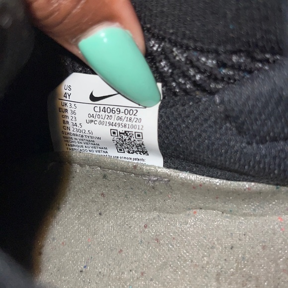 NIKE VAPORMAX - Picture 4 of 4